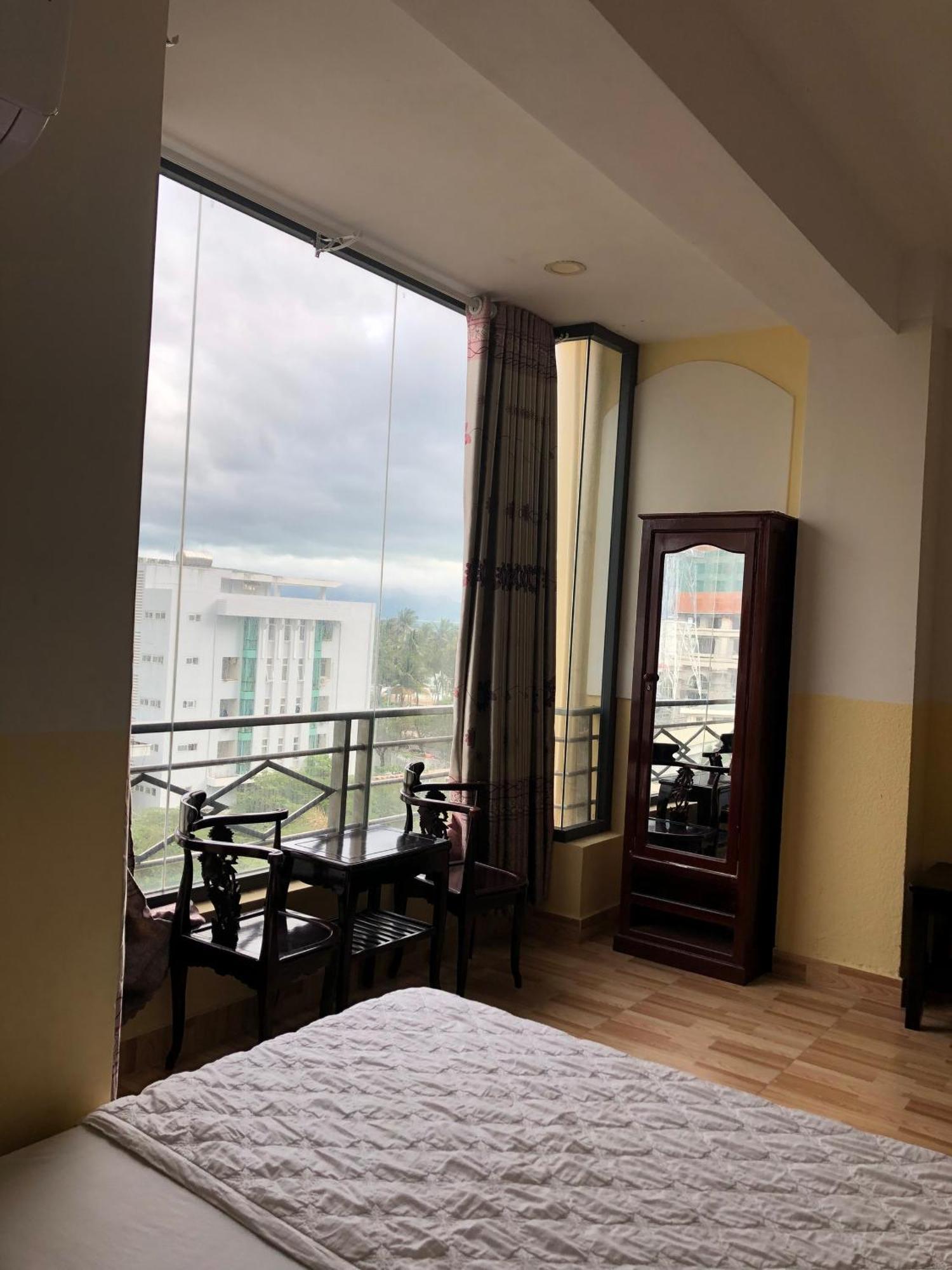 Khach San Khanh Nhung Nha Trang Esterno foto